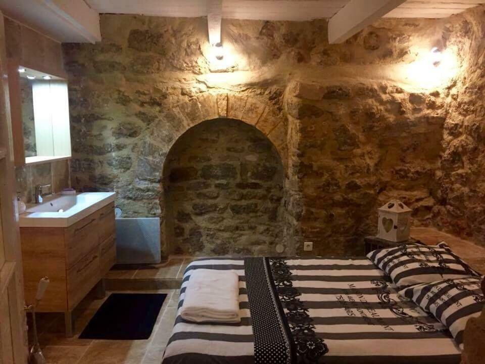 Villa Le Petit Tresor Du Luberon Ménerbes Exterior foto