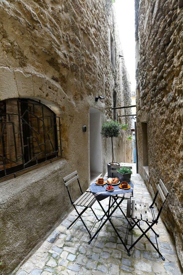 Villa Le Petit Tresor Du Luberon Ménerbes Exterior foto
